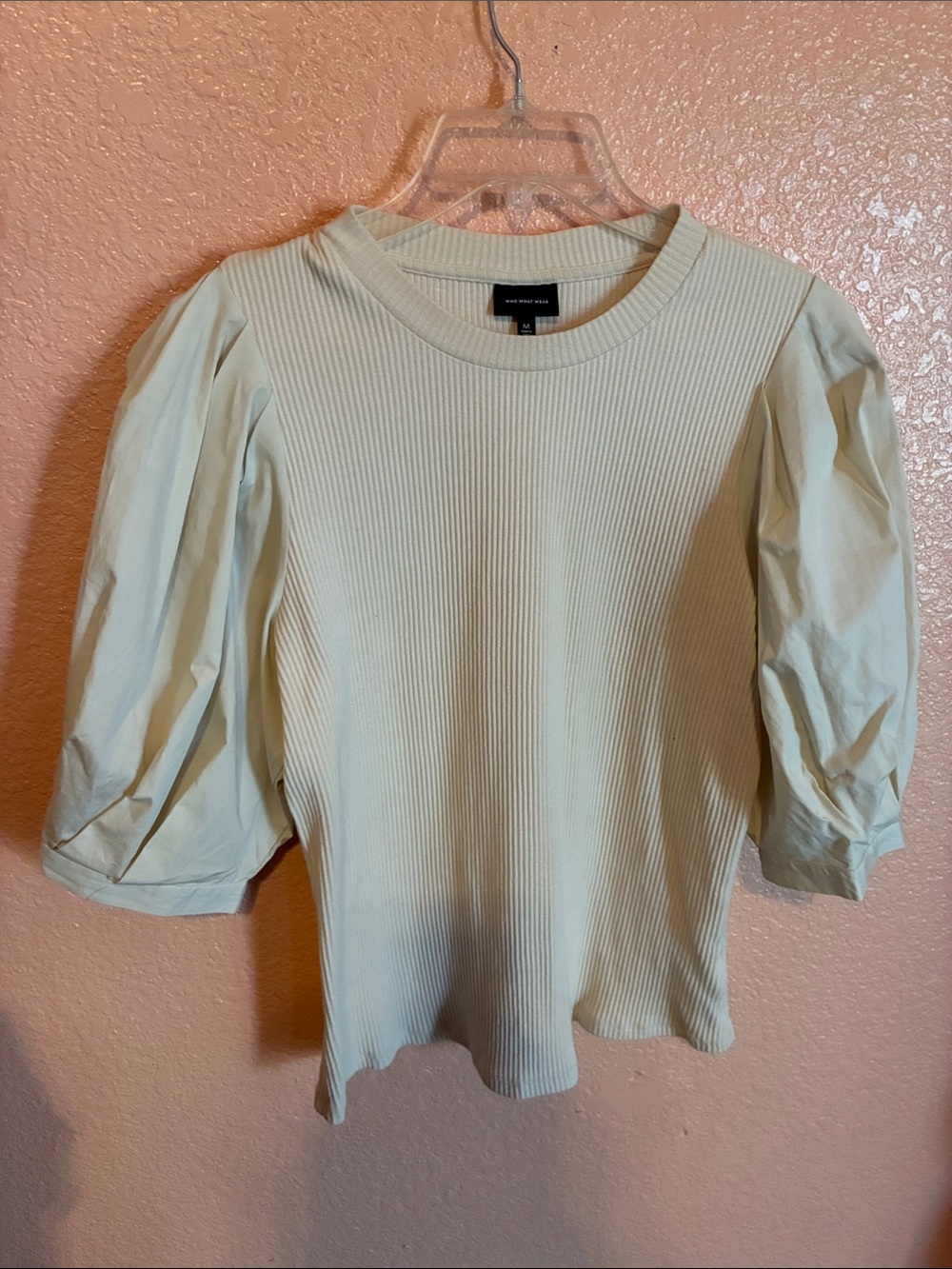 Who What Wear Cream Ribbed Puff Sleeve Tee